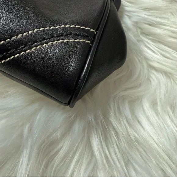 Coach RARE Kisslock Y2K Black Leather Clutch Wristlet - Picture 8 of 16